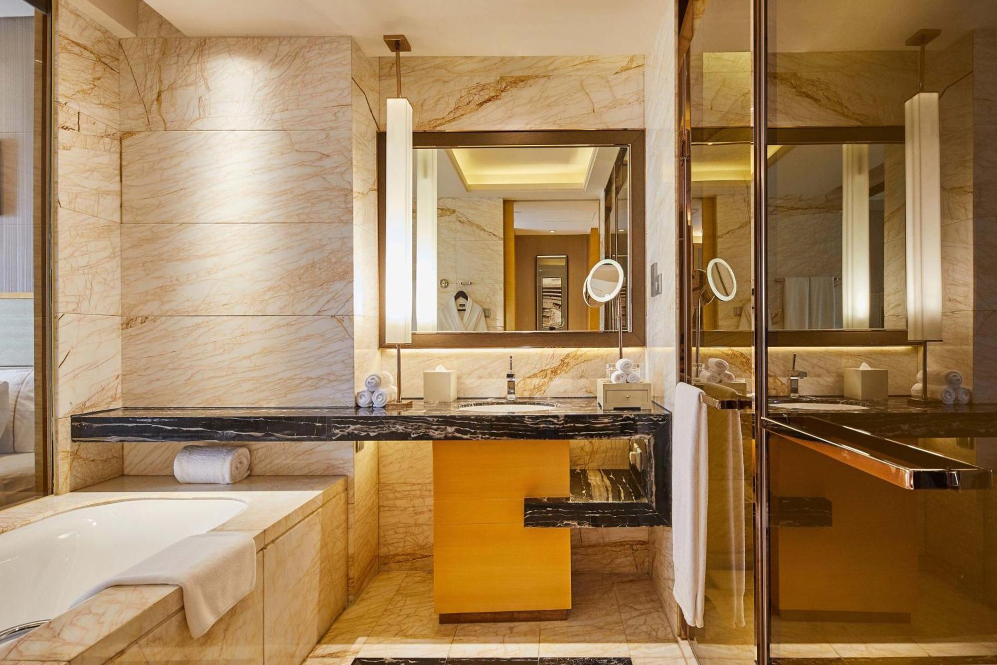 The Westin Fuzhou Minjiang Hotel Bagian luar foto