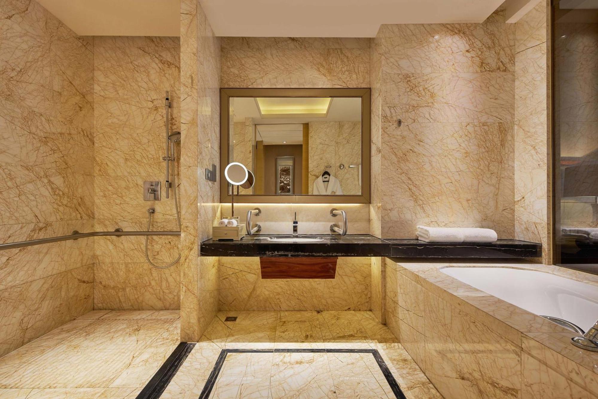 The Westin Fuzhou Minjiang Hotel Bagian luar foto