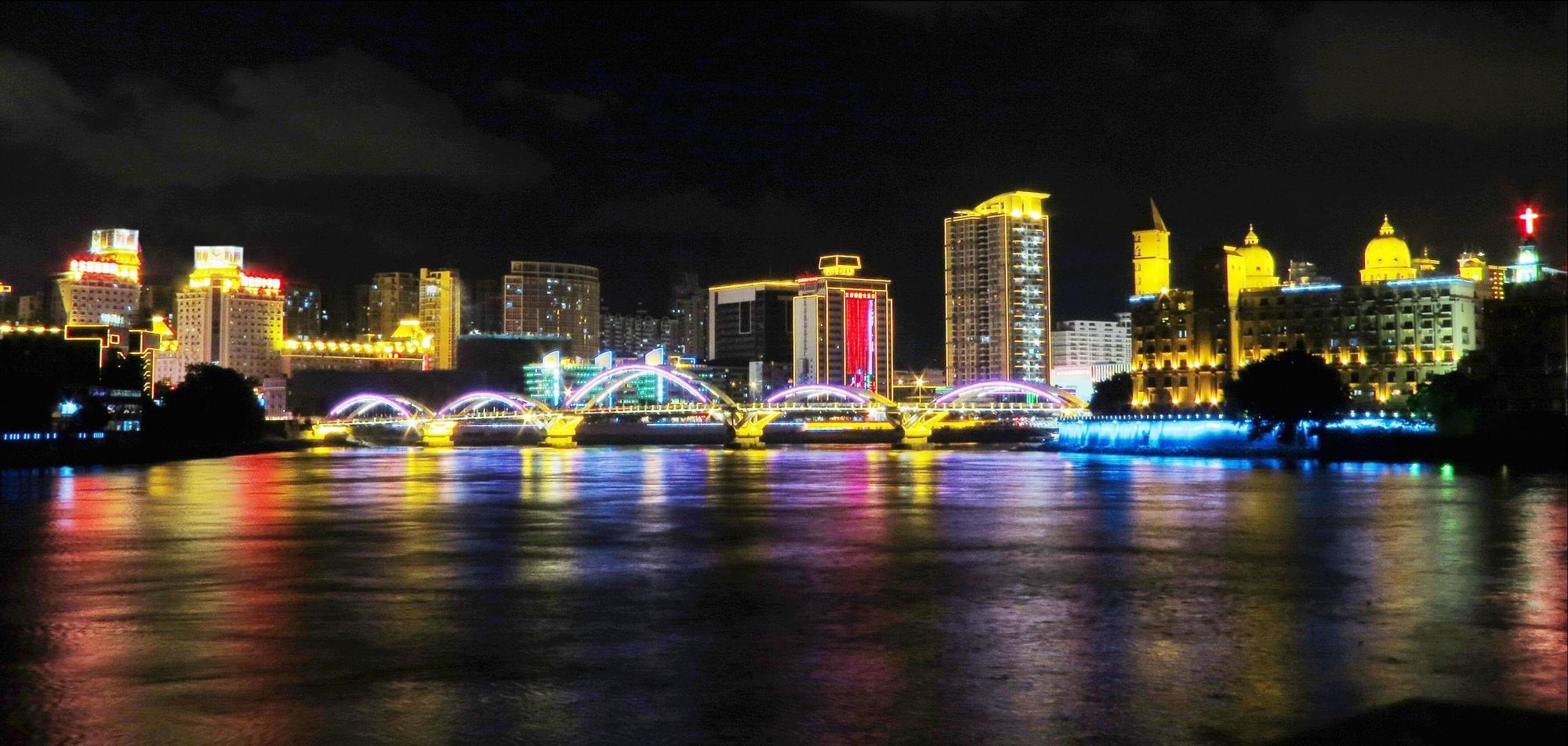 The Westin Fuzhou Minjiang Hotel Bagian luar foto