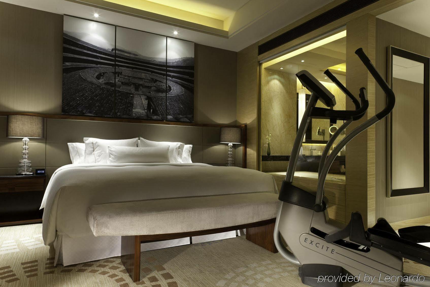 The Westin Fuzhou Minjiang Hotel Bagian luar foto